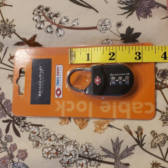 Briggs & Riley (set of 2)  TSA 3-Dial Cable Luggage Locks. NIB - Picture 3 of 3